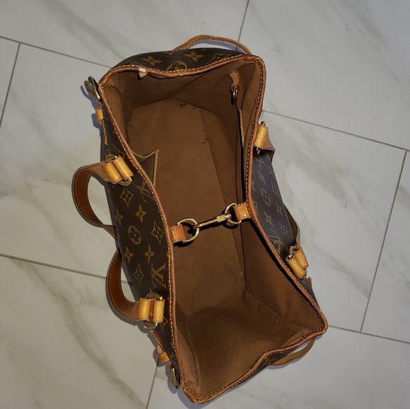 LOUIS VUITTON MONOGRAM BATIGNOLLES VERTICAL bag - Picture 3 of 11